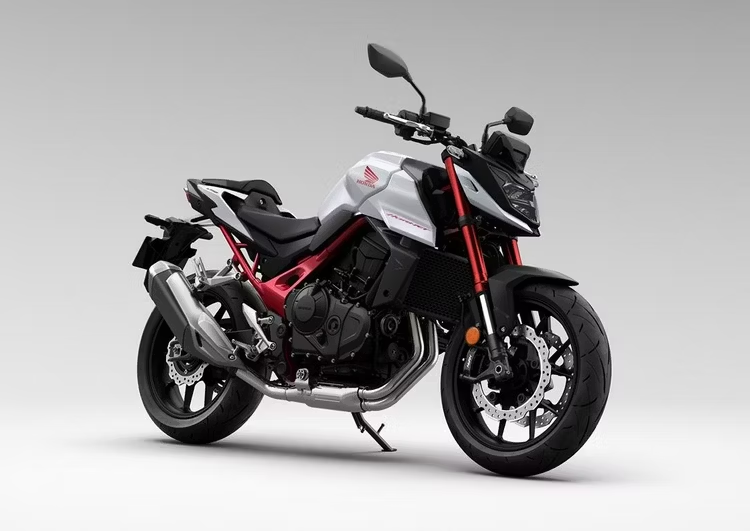 A black and red motorcycle  Description automatically generated with medium confidence